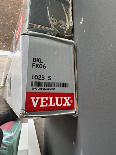 Velux blackout skylight - blackout,